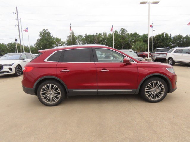 Used 2016 Lincoln MKX Reserve w/ Driver Assistance Package FWD image 7