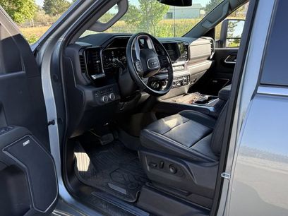 Used 2024 GMC Sierra 2500 SLT w/ SLT Premium Package