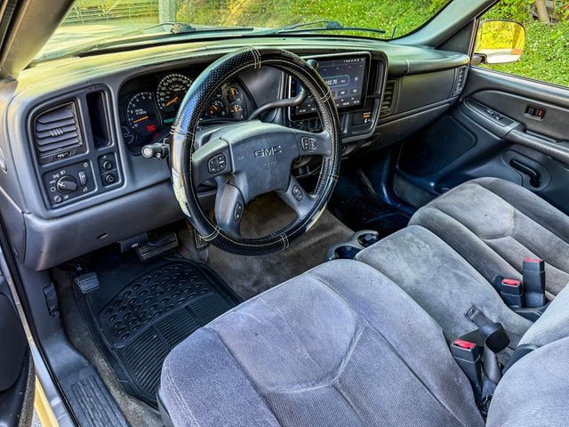 Used 2004 GMC Sierra 1500 SLE w/ Light Duty Power Package RWD image 24