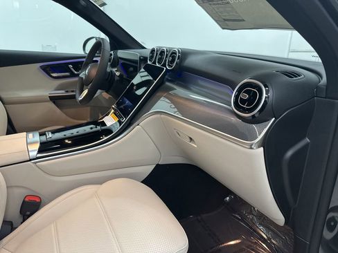New 2026 Mercedes-Benz GLC 300 image 26