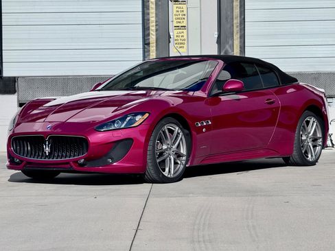 Used 2015 Maserati GranTurismo Sport image 5