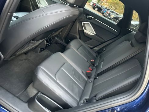 Used 2025 Audi Q3 2.0T Premium image 22