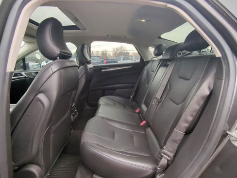 Used 2015 Ford Fusion Titanium image 10