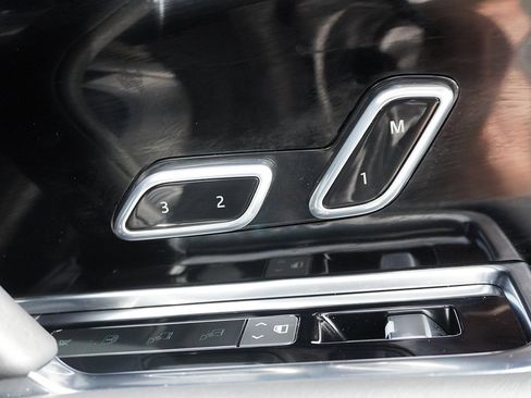 Used 2024 Land Rover Range Rover Long Wheelbase Autobiography image 62