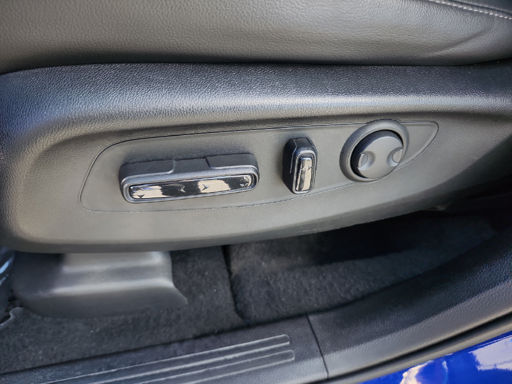 Used 2025 Honda CR-V EX-L image 26