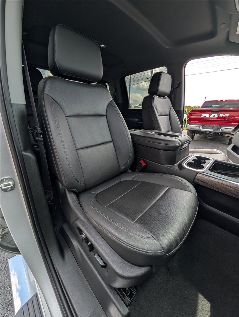 Used 2021 Chevrolet Silverado 3500 LTZ w/ LTZ Plus Package AWD/4WD image 21