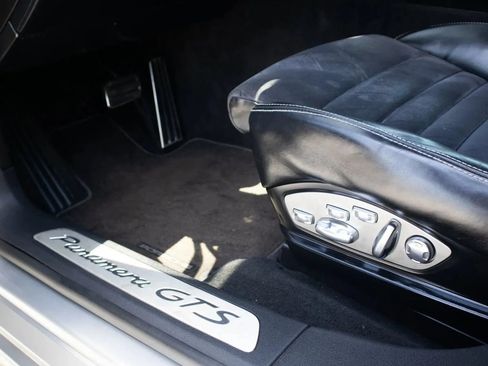 Used 2013 Porsche Panamera GTS AWD/4WD image 28