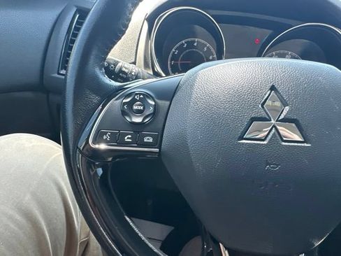 Used 2021 Mitsubishi Outlander Sport SE FWD image 37