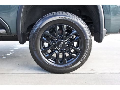 Used 2025 Chevrolet Silverado 2500 LTZ w/ Trail Boss Package AWD/4WD image 30