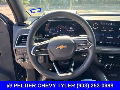 Used 2025 Chevrolet Tahoe Premier RWD image 14