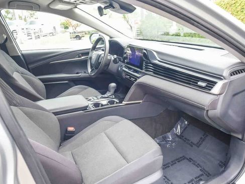 Used 2025 Toyota Camry LE FWD image 15