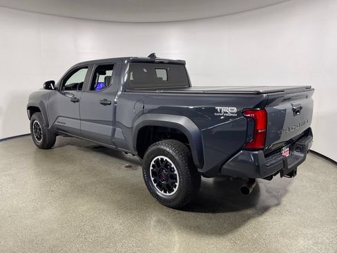 Certified 2024 Toyota Tacoma TRD Off-Road w/ TRD Off Road Upgrade Package AWD/4WD image 5