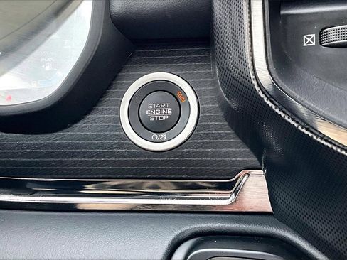 Certified 2024 RAM 1500 Limited image 28