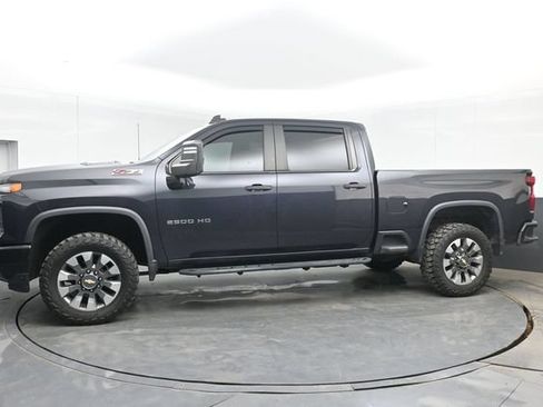 Used 2024 Chevrolet Silverado 2500 Custom w/ Custom Value Package AWD/4WD image 11