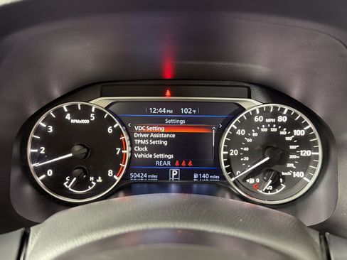 Used 2024 Nissan Altima 2.5 SV FWD image 19