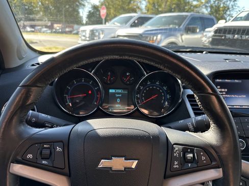 Used 2013 Chevrolet Cruze LT w/ RS Package FWD image 21