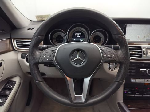 Used 2014 Mercedes-Benz E 350 Sedan image 12