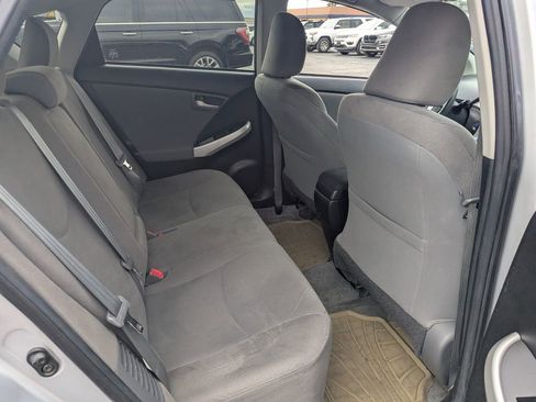 Used 2015 Toyota Prius Two image 30