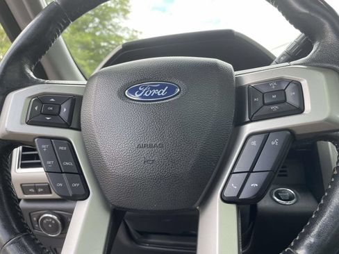 Used 2018 Ford F350 Lariat w/ Lariat Ultimate Package AWD/4WD image 29