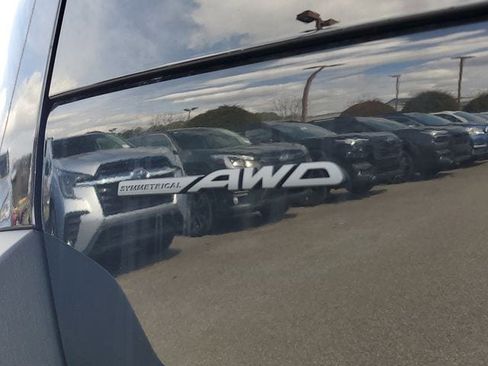 New 2026 Subaru Outback Limited image 7