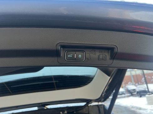 Used 2025 Ford Explorer Active w/ Active Comfort Package image 16