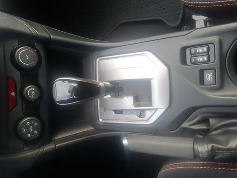 Used 2019 Subaru Crosstrek 2.0i Premium image 27