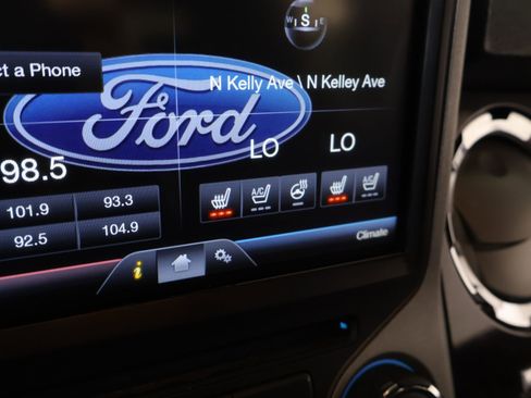 Used 2015 Ford F250 Platinum w/ FX4 Off-Road Package image 8