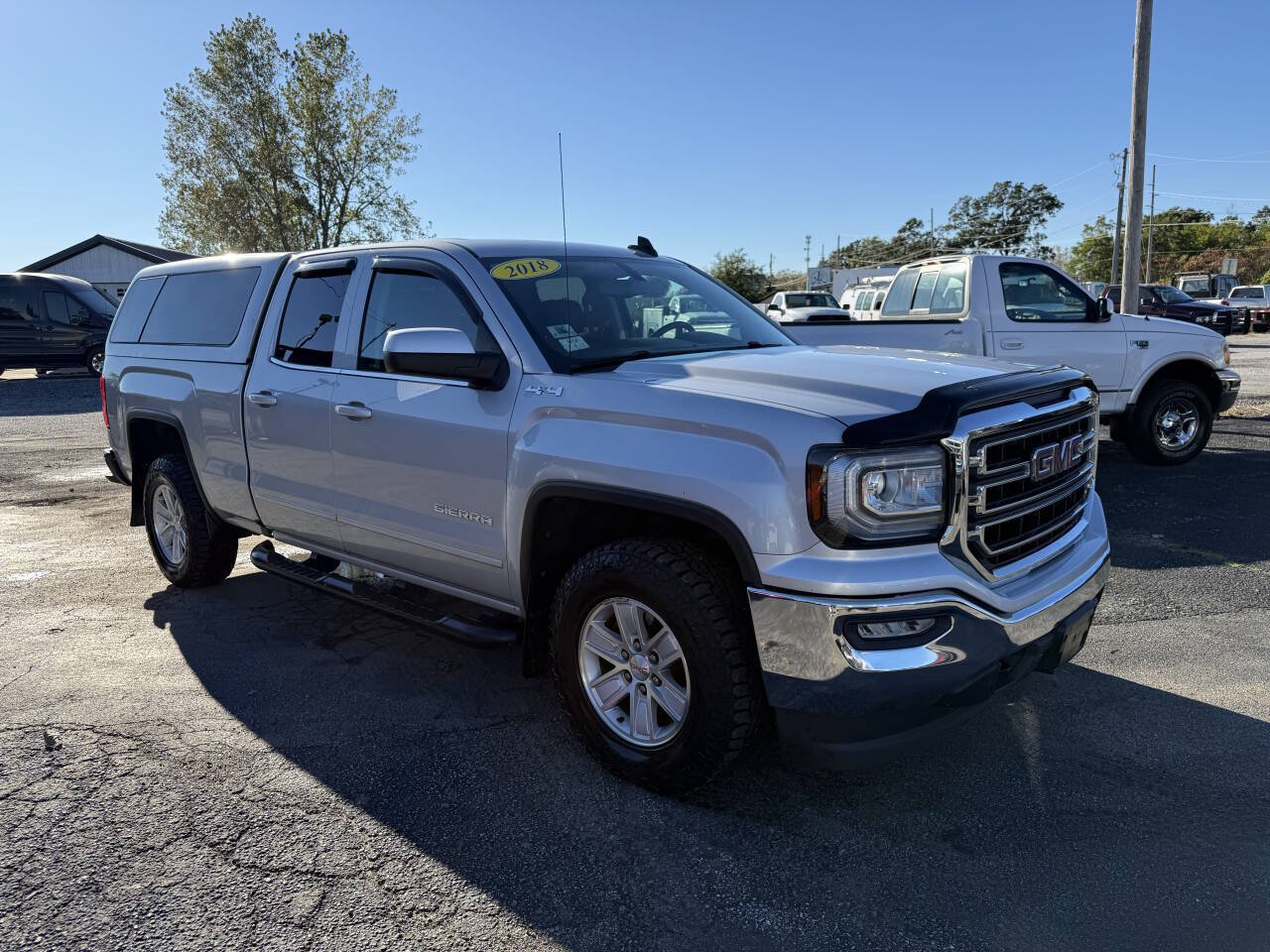 Used 2018 GMC Sierra 1500 SLE w/ SLE Value Package AWD/4WD image 7