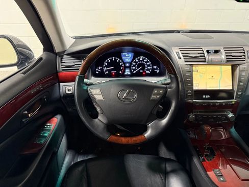 Used 2011 Lexus LS 460 AWD w/ Luxury Value Edition image 22