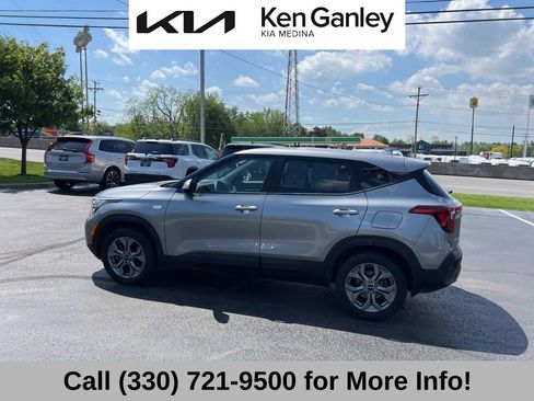 Certified 2024 Kia Seltos LX AWD/4WD image 16