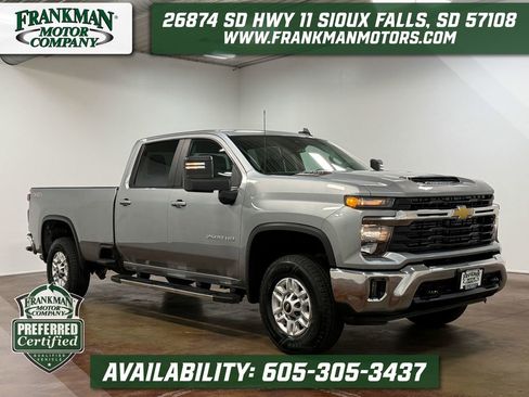 Used 2025 Chevrolet Silverado 2500 LT w/ Convenience Package AWD/4WD image 1