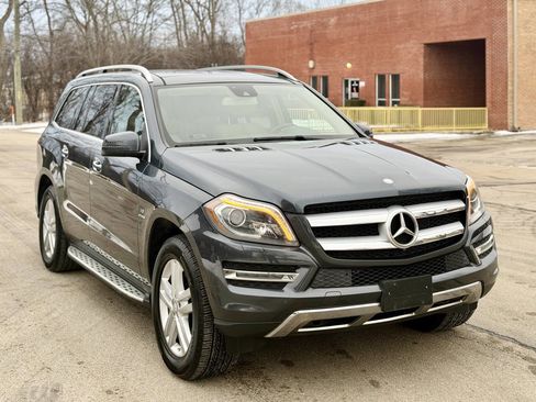 Used 2014 Mercedes-Benz GL 450 4MATIC image 3