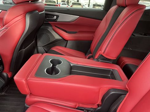 Used 2024 Acura MDX A-Spec image 17