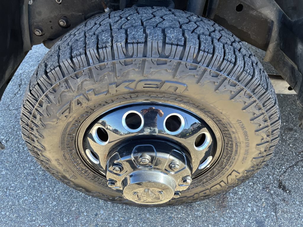 Used 2024 RAM 3500 Big Horn w/ Night Edition AWD/4WD image 14