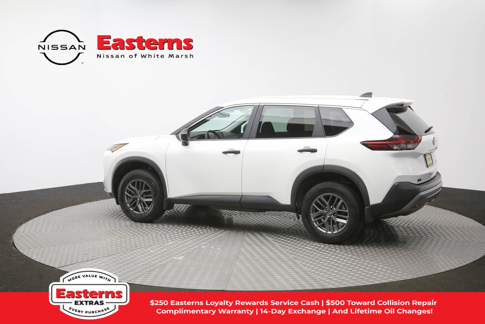 Used 2023 Nissan Rogue S AWD/4WD image 62