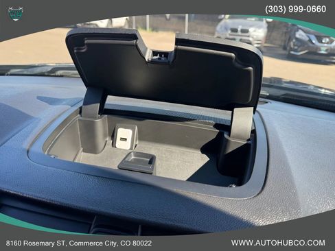 Used 2014 GMC Acadia SLT image 26