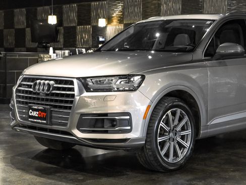 Used 2017 Audi Q7 3.0T Prestige w/ Prestige Package image 8