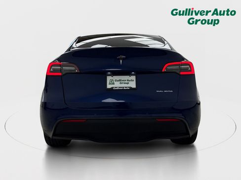 Used 2021 Tesla Model Y Long Range AWD/4WD image 7