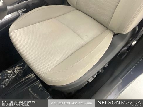 Used 2017 Subaru Forester 2.5i Premium w/ All-Weather Package AWD/4WD image 24