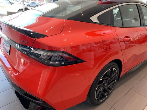 New 2026 Nissan Sentra SR w/ SR Premium Package FWD image 4
