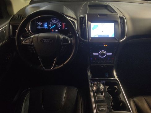 Used 2020 Ford Edge Titanium w/ Equipment Group 301A FWD image 22