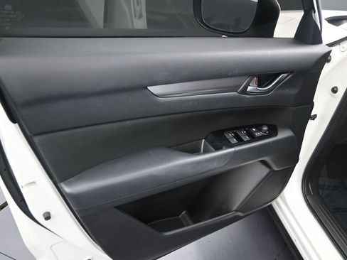 Used 2019 MAZDA CX-5 Sport w/ I-ACTIVSENSE Package image 10