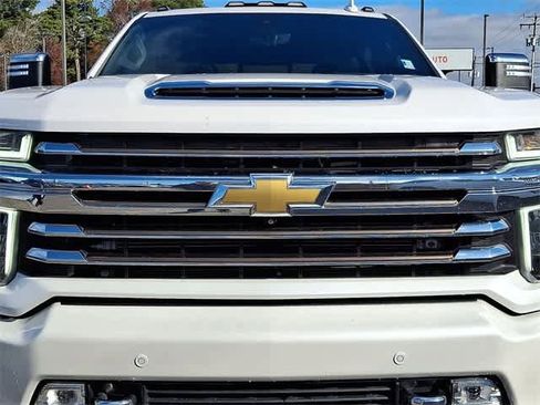Certified 2022 Chevrolet Silverado 2500 High Country w/ Technology Package image 37