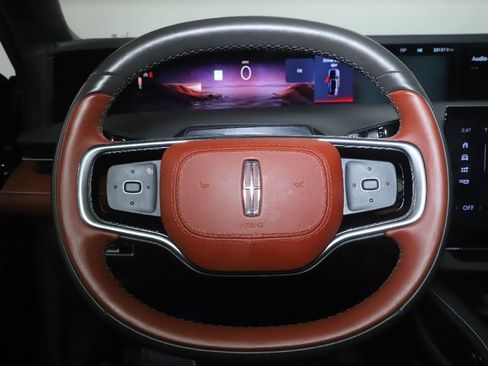 Used 2024 Lincoln Nautilus Black Label w/ Jet Appearance Package (87T) AWD/4WD image 22