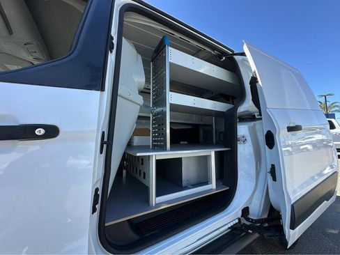 Used 2015 Ford Transit Connect XL image 9