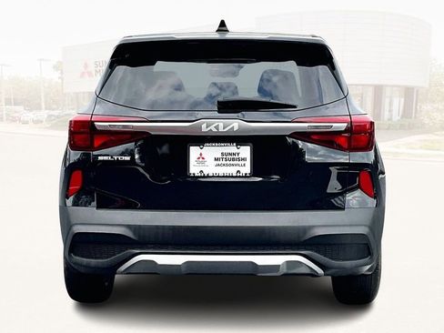 Used 2022 Kia Seltos LX image 5