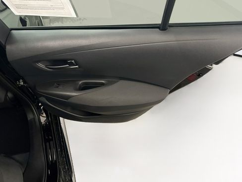 Used 2025 Toyota Corolla LE FWD image 30
