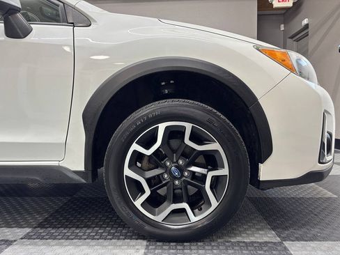 Used 2017 Subaru Crosstrek 2.0i Premium AWD/4WD image 5
