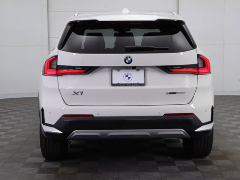 Used 2025 BMW X1 xDrive28i w/ Technology Package image 6