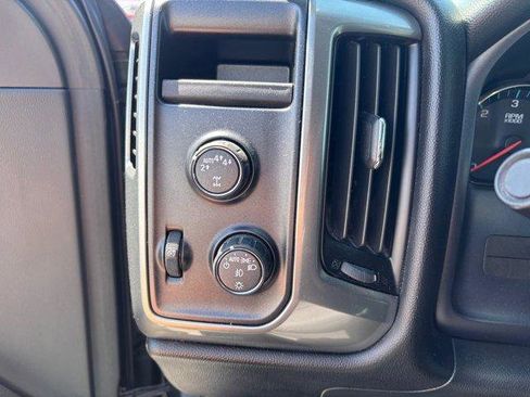 Used 2018 Chevrolet Silverado 1500 LT w/ All Star Edition image 13